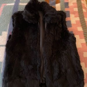 *Like New* Vintage Surell black vest.
